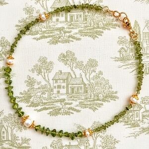 Peridot & Freshwater Pearls In Classic Gold Plated Necklace / Choker & Earrings